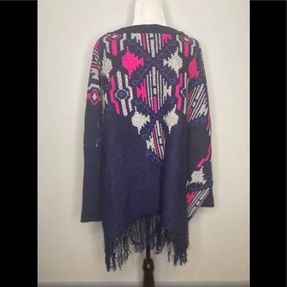 Umgee Oversized Long Knit Fringed Sweater - Navy Blue / Neon Pink - Picture 6 of 6